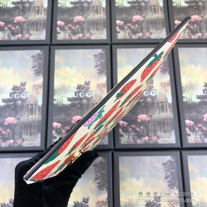 GUCCI古馳 2019新款 Zumi系列 粒面皮革 互扣式G馬銜扣 拉鏈 女款手拿包 570728 草莓  ydgq3273